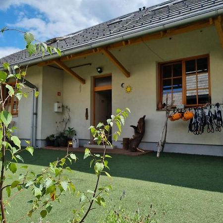 Bikeski Family Hotel, B&B, Apartaments, Rooms Mezica Kültér fotó