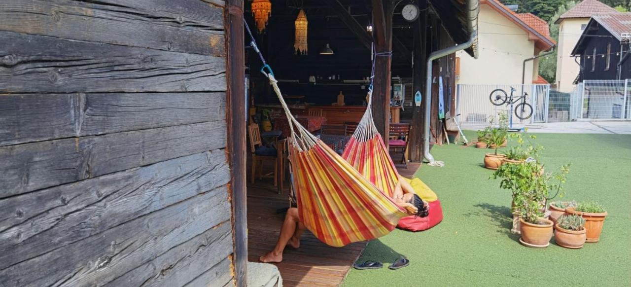 Bikeski Family Hotel, B&B, Apartaments, Rooms Mezica Kültér fotó